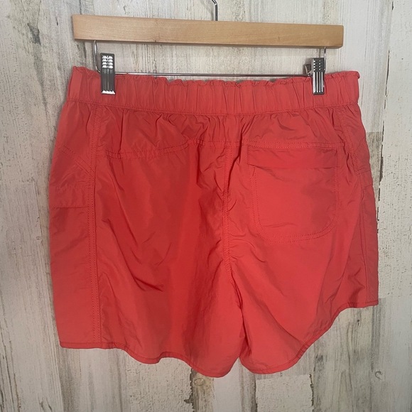 Free People Movement size M Coral Athletic Cargo Pull On Shorts Lightweight - Picture 7 of 7